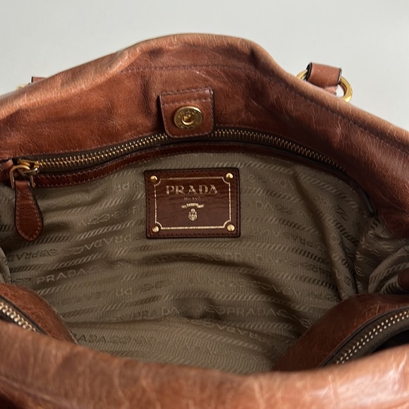 Prada Vitello Shine Satchel Bag - Picture 3 of 12